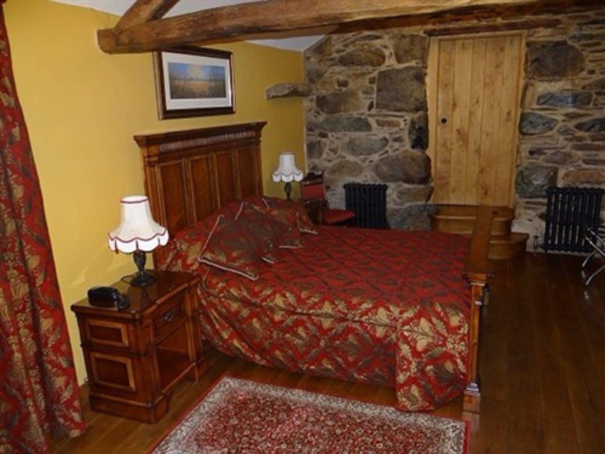 Hotel The Wayside And Whisky Barn à Whitbeck Extérieur photo