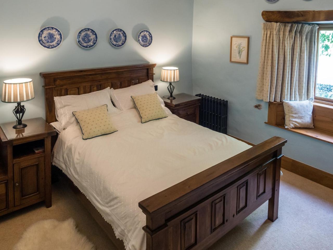 Hotel The Wayside And Whisky Barn à Whitbeck Chambre photo