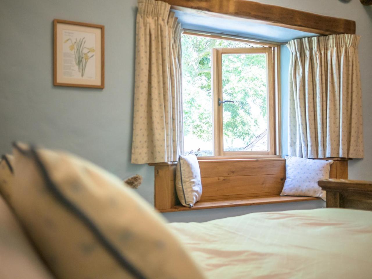 Hotel The Wayside And Whisky Barn à Whitbeck Chambre photo