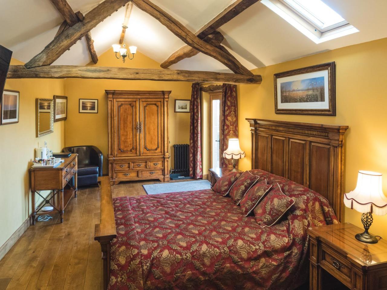 Hotel The Wayside And Whisky Barn à Whitbeck Extérieur photo